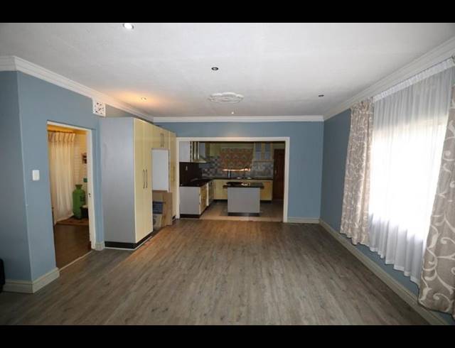 3 BEDROOM HOUSE FOR SALE IN FARNINGHAM RIDGE